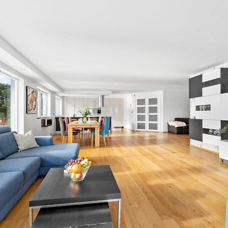Penthouse Leilighet 200 Kvm Vakker Sjoutsikt. Lägenhet Bergen Exteriör bild